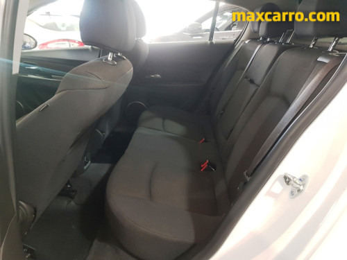 Foto do veículo GM - Chevrolet CRUZE HB Sport LT 1.8 16V FlexP. 5p Mec 2014/2014 ID: 89604