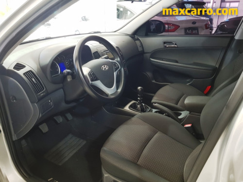 Foto do veículo Hyundai i30 2.0 16V 145cv 5p Mec. 2012/2011 ID: 89605