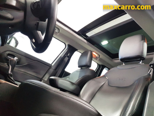 Foto do veículo Jeep Renegade Longitude 1.8 4x2 Flex 16V Aut. 2016/2015 ID: 89616
