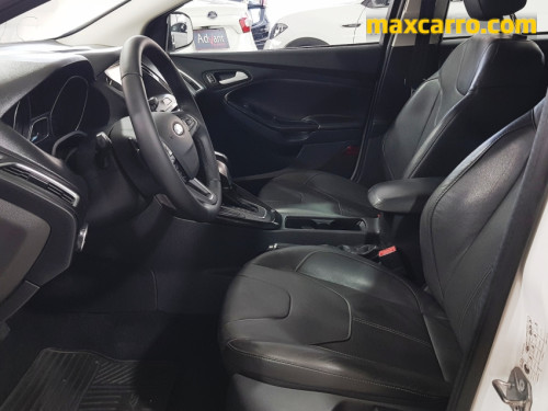 Foto do veículo Ford Focus TITA/TITA Plus 2.0  Flex 5p Aut. 2016/2015 ID: 89618