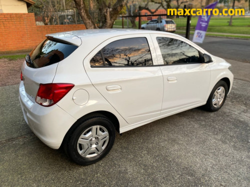 Foto do veículo GM - Chevrolet ONIX HATCH LT 1.0 12V Flex 5p Mec. 2016/2016 ID: 89619