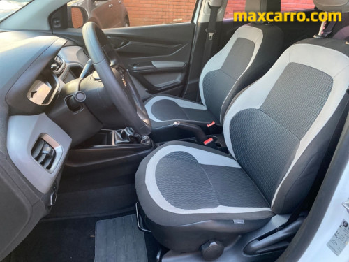 Foto do veículo GM - Chevrolet ONIX HATCH LT 1.0 12V Flex 5p Mec. 2016/2016 ID: 89619