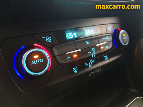 Foto do veículo Ford Focus TITA/TITA Plus 2.0  Flex 5p Aut. 2018/2017 ID: 89632