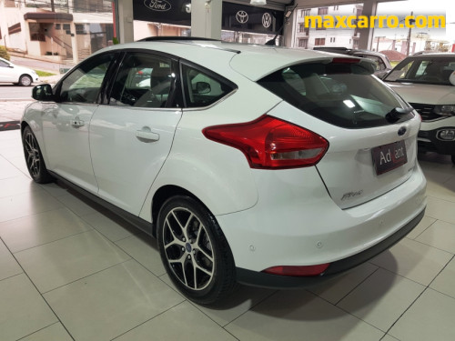 Foto do veículo Ford Focus TITA/TITA Plus 2.0  Flex 5p Aut. 2018/2017 ID: 89632