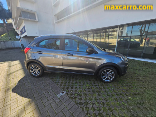 Foto do veículo Ford Ka 1.5 FreeStyle 12V Flex 5p Aut. 2019/2018 ID: 89634