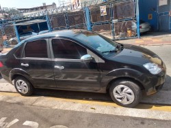 Ford Fiesta Sed. Personnalité 1.0 8V 4p 2006/2005