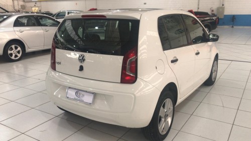 Foto do veículo VW - VolksWagen up! take 1.0 Total Flex 12V 5p 2015/2015 ID: 84454