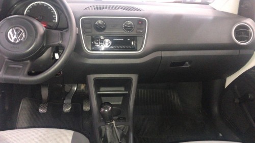 Foto do veículo VW - VolksWagen up! take 1.0 Total Flex 12V 5p 2015/2015 ID: 84454