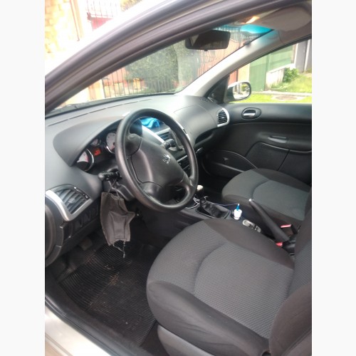 Foto do veículo PEUGEOT 207 XR 1.4 Flex 8V 5p 2012/2012 ID: 84721