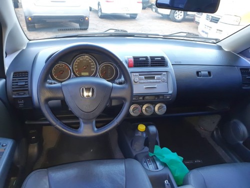 Foto do veículo Honda Fit LXL 1.4/ 1.4 Flex 8V/16V 5p Aut. 2008/2007 ID: 85055