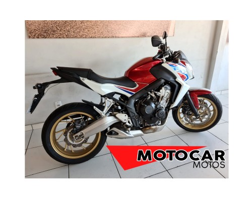 Foto do veículo HONDA CB 650F 2017/2017 ID: 85114