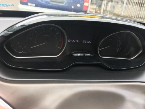 Foto do veículo Peugeot 2008 Griffe 1.6 Flex 16V 5p Aut. 2017/2017 ID: 85497