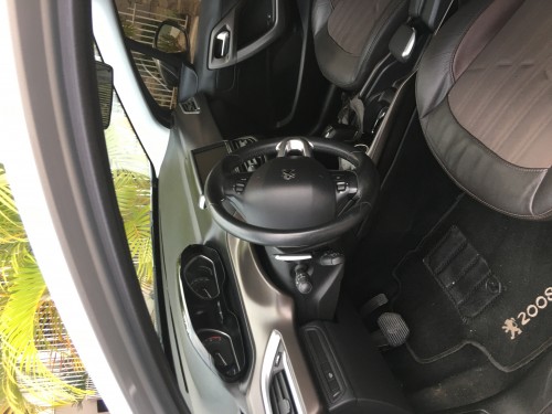 Foto do veículo Peugeot 2008 Griffe 1.6 Flex 16V 5p Aut. 2017/2017 ID: 85497