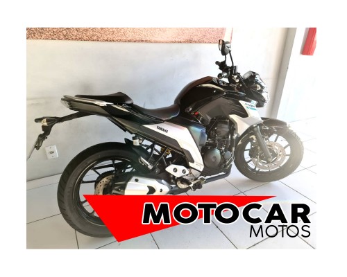 Foto do veículo YAMAHA YS 250 FAZER/ FAZER L. EDITION /BLUEFLEX 2018/2017 ID: 85592