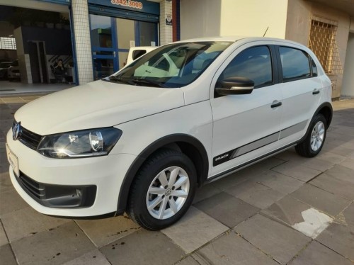 Foto do veículo VW - VolksWagen Gol TRACK 1.0 Mi Total Flex 8V 4p 2015/2014 ID: 86053
