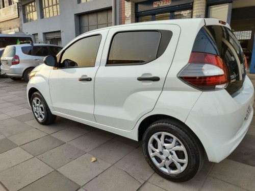 Foto do veículo Fiat MOBI EASY on 1.0 Fire Flex 5p. 2017/2017 ID: 86055