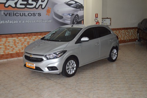 Foto do veículo GM - Chevrolet ONIX HATCH LT 1.4 8V FlexPower 5p Aut. 2018/2017 ID: 86597