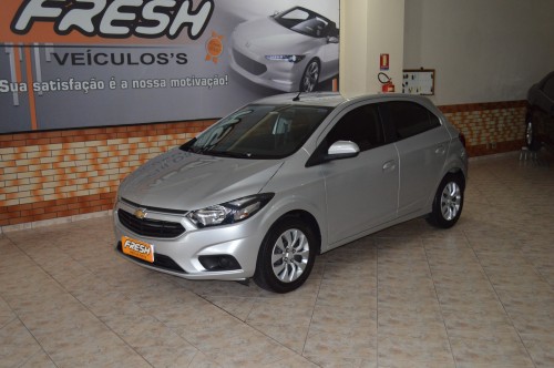 Foto do veículo GM - Chevrolet ONIX HATCH LT 1.4 8V FlexPower 5p Aut. 2018/2017 ID: 86597