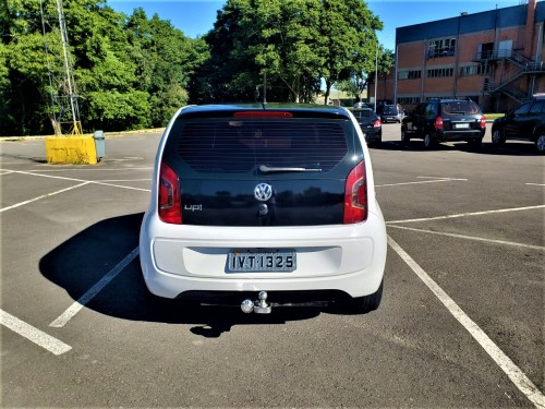 Foto do veículo VW - VolksWagen up! take 1.0 Total Flex 12V 5p 2015/2014 ID: 86601