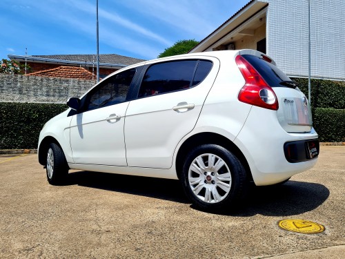 Foto do veículo Fiat Palio ESSENCE 1.6 Flex 16V 5p 2015/2015 ID: 86661