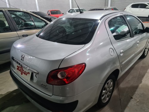 Foto do veículo Peugeot 207 Sedan Passion XR 1.4 Flex 8V 4p 2011/2010 ID: 86817