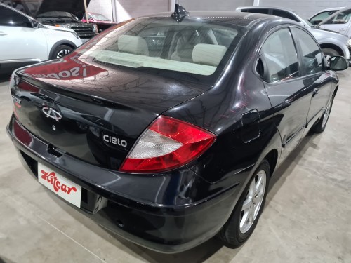 Foto do veículo CHERY CIELO Sedan 1.6 16V 119cv  4p 2011/2010 ID: 86826