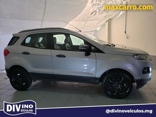 Foto do veículo Ford EcoSport FREESTYLE 1.6 16V Flex 5p 2014/2013 ID: 87077