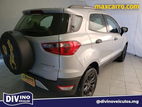 Foto do veículo Ford EcoSport FREESTYLE 1.6 16V Flex 5p 2014/2013 ID: 87077