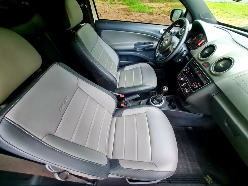 Foto do veículo VW - VolksWagen Saveiro CROSS 1.6 Mi Total Flex 8V CE 2015/2015 ID: 87166