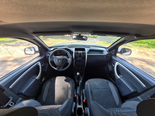 Foto do veículo Renault DUSTER Expression 1.6 Hi-Flex 16V Mec. 2019/2019 ID: 87171