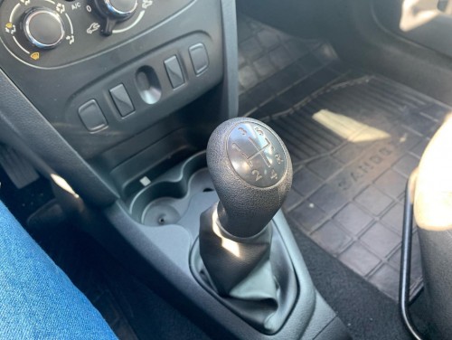 Foto do veículo Renault SANDERO Authentique Flex 1.0 12V 5p 2017/2016 ID: 87299