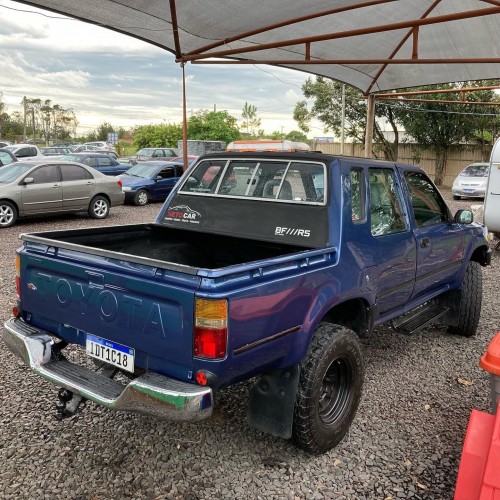 Foto do veículo Toyota Hilux CD 4x4 2.8 Diesel Mec. 1993/1993 ID: 87368