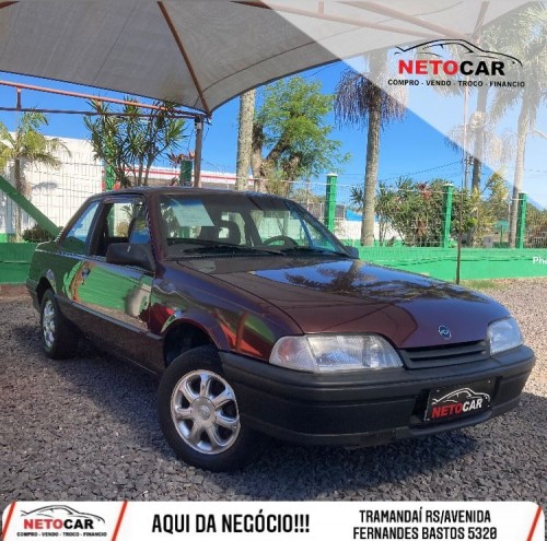 Foto do veículo GM - Chevrolet Monza Classic SE 2.0 /MPFI e EFI 2p e 4p 1994/1994 ID: 87385