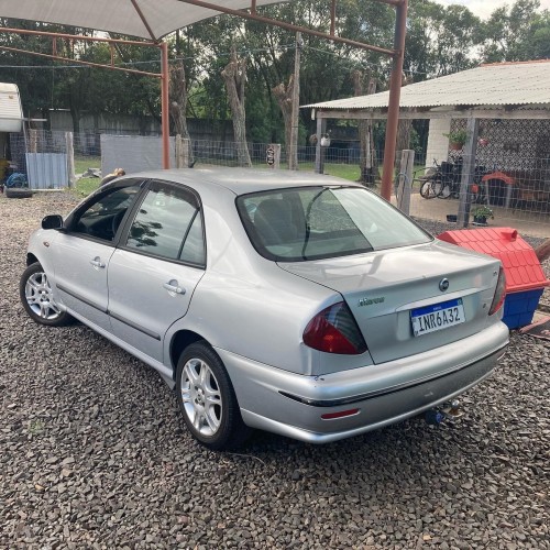 Foto do veículo Fiat Marea SX 1.6 mpi 16V 106cv 4p 2007/2007 ID: 87389