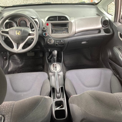 Foto do veículo Honda Fit LX 1.5 Flexone 16V 5p Aut. 2010/2010 ID: 87397