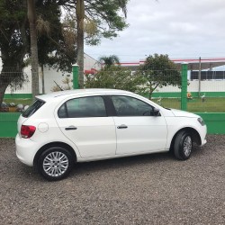 VW - VOLKSWAGEN Gol (novo) 1.0 Mi Total Flex 8V 4p 2015/2015