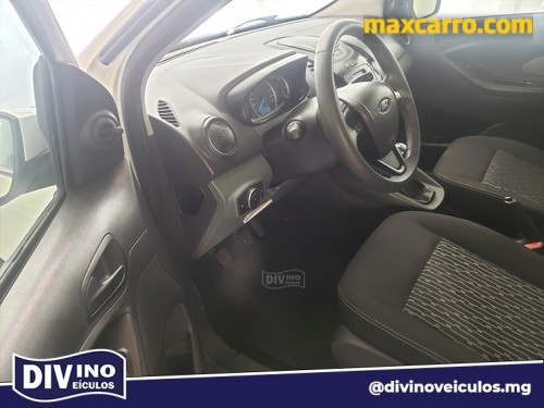 Foto do veículo Ford Ka 1.5 Sedan SE 12V Flex 4p Mec. 2016/2016 ID: 87412