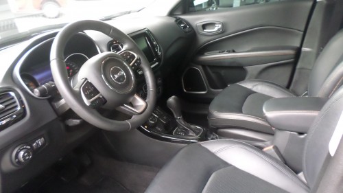 Foto do veículo Jeep COMPASS LIMITED 2.0 4x4 Diesel 16V Aut. 2020/2019 ID: 87475