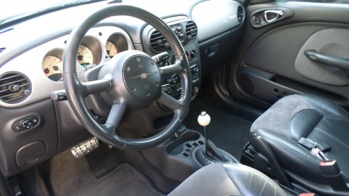 Foto do veículo Chrysler PT Cruiser Limited 2.0 16V 4p 2003/2002 ID: 87479