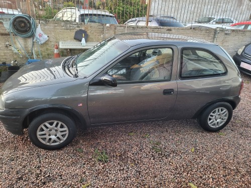 Foto do veículo GM - Chevrolet Corsa Wind 1.0 MPFI / EFI  2p 1996/1996 ID: 87503