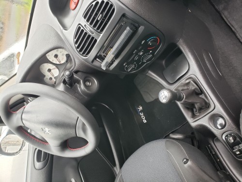 Foto do veículo Peugeot 206 Allure 1.6 Flex 16V 5p 2008/2008 ID: 87513