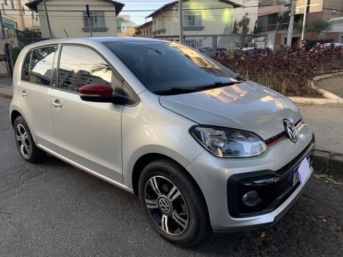 Foto do veículo VW - VolksWagen up! move 1.0 TSI Total Flex 12V 5p 2018/2017 ID: 87648
