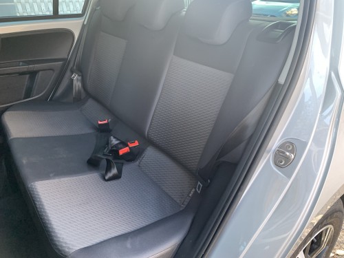 Foto do veículo VW - VolksWagen up! move 1.0 TSI Total Flex 12V 5p 2018/2017 ID: 87648