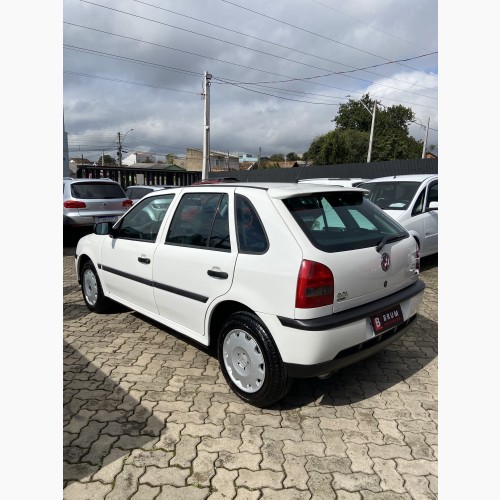 Foto do veículo VW - VolksWagen Gol 1.6 Mi Power Total Flex 8V 4p 2003/2003 ID: 87679
