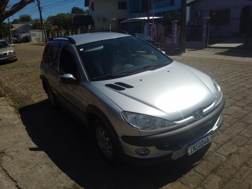Foto do veículo Peugeot 206 SW ESCAPADE 1.6 16V Flex 5p 2007/2006 ID: 87774