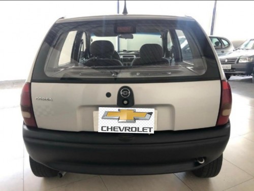 Foto do veículo GM - Chevrolet Corsa GLS 1.6 MPFI 5p 1999/1998 ID: 87799