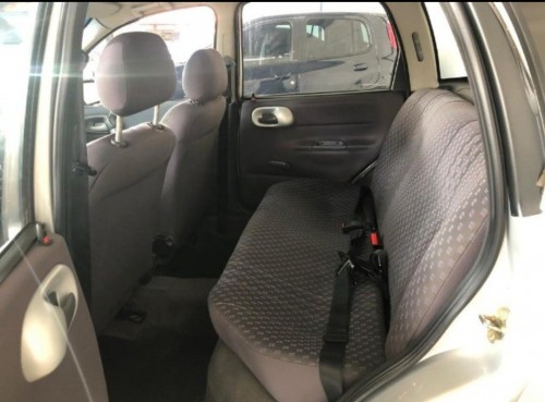 Foto do veículo GM - Chevrolet Corsa GLS 1.6 MPFI 5p 1999/1998 ID: 87799