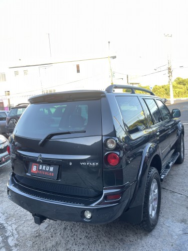 Foto do veículo Mitsubishi Pajero Sport 3.0 4x4 V6 Mec./Aut. 2010/2010 ID: 87988
