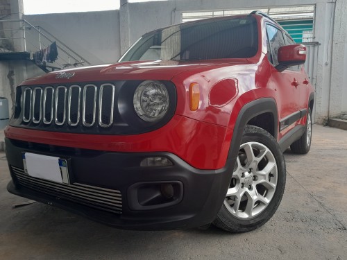 Jeep Renegade Longitude 1.8 4x2 Flex 16V Aut. Jeep Renegade Longitude 1.8 4x2 Flex 16V Aut. 2016/2015