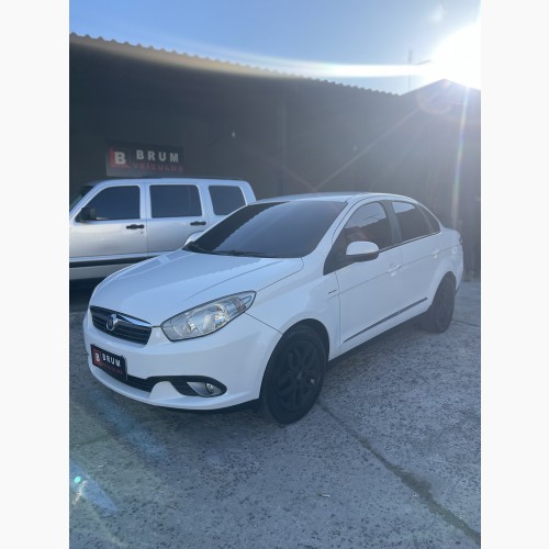 Fiat Grand Siena ESSENCE Dual. 1.6 Flex 16V Fiat Grand Siena ESSENCE Dual. 1.6 Flex 16V 2013/2013